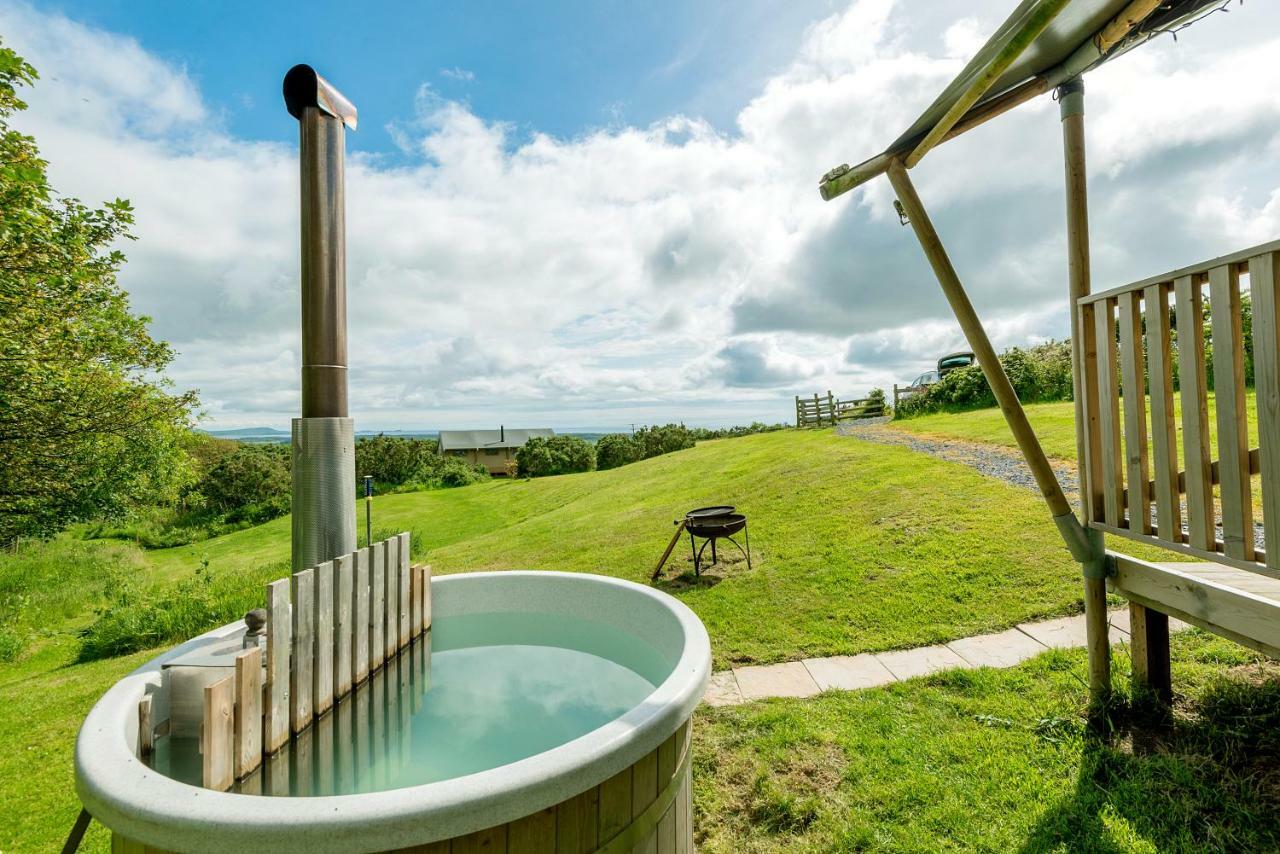 Kidwelly Glamping Hotel ภายนอก รูปภาพ